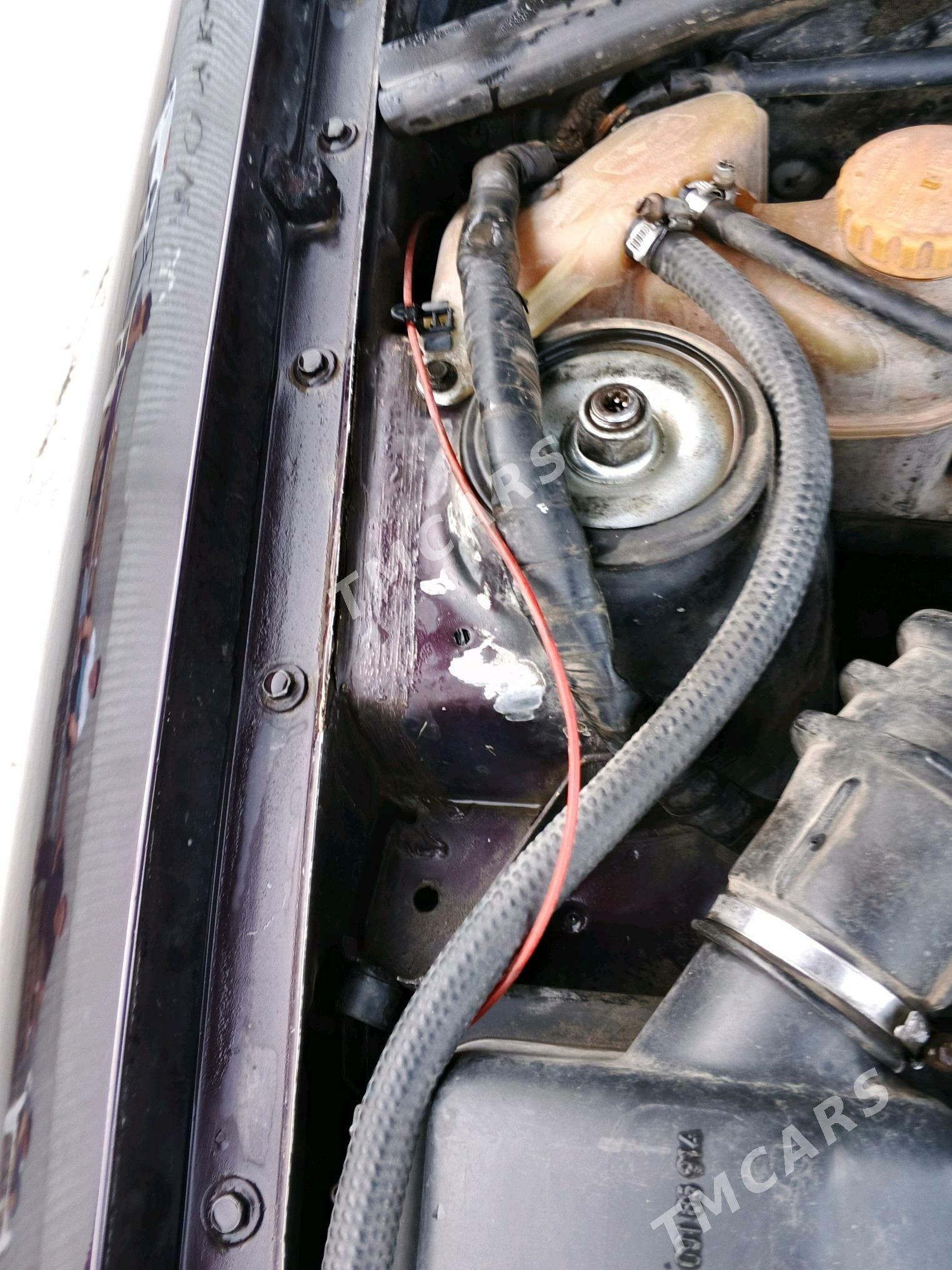 Opel Vectra 1993 - 40 000 TMT - Mary - img 4