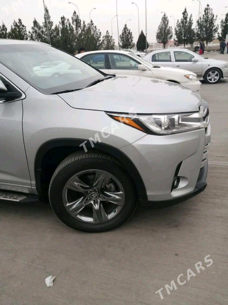 Toyota Highlander 2019 - 500 000 TMT - Türkmenabat - img 2