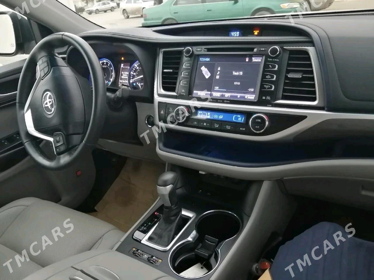 Toyota Highlander 2019 - 500 000 TMT - Türkmenabat - img 3