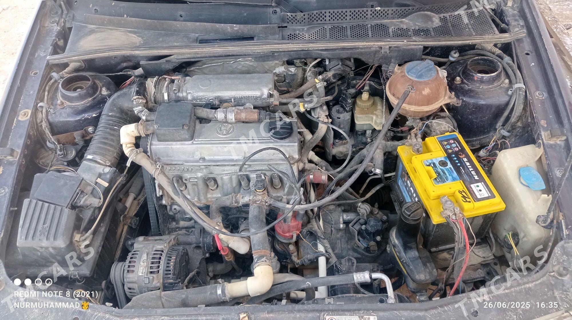 Volkswagen Jetta 1994 - 32 000 TMT - Hojambaz - img 6
