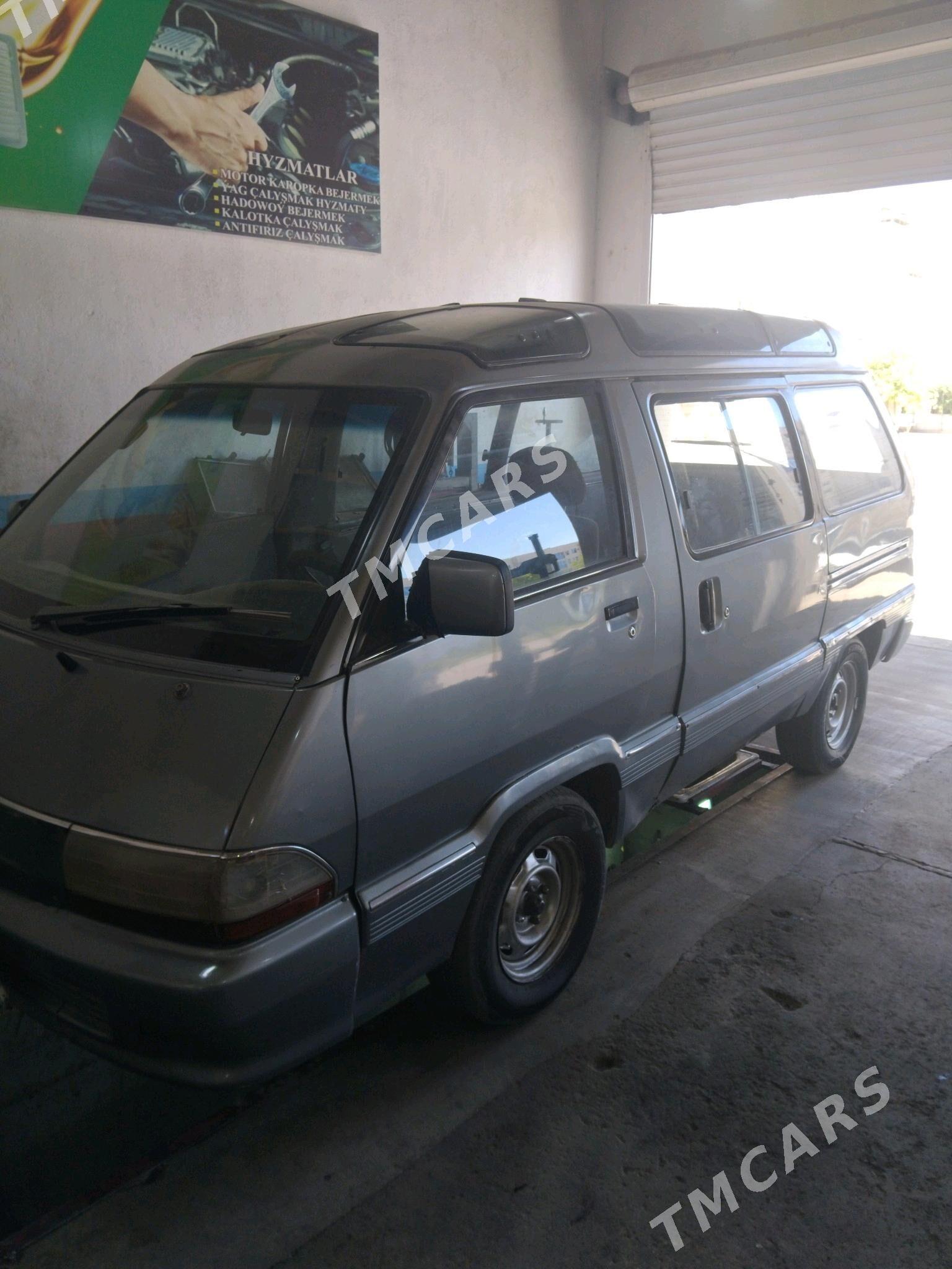 Toyota Town Ace 1993 - 20 000 TMT - Туркменабат - img 4