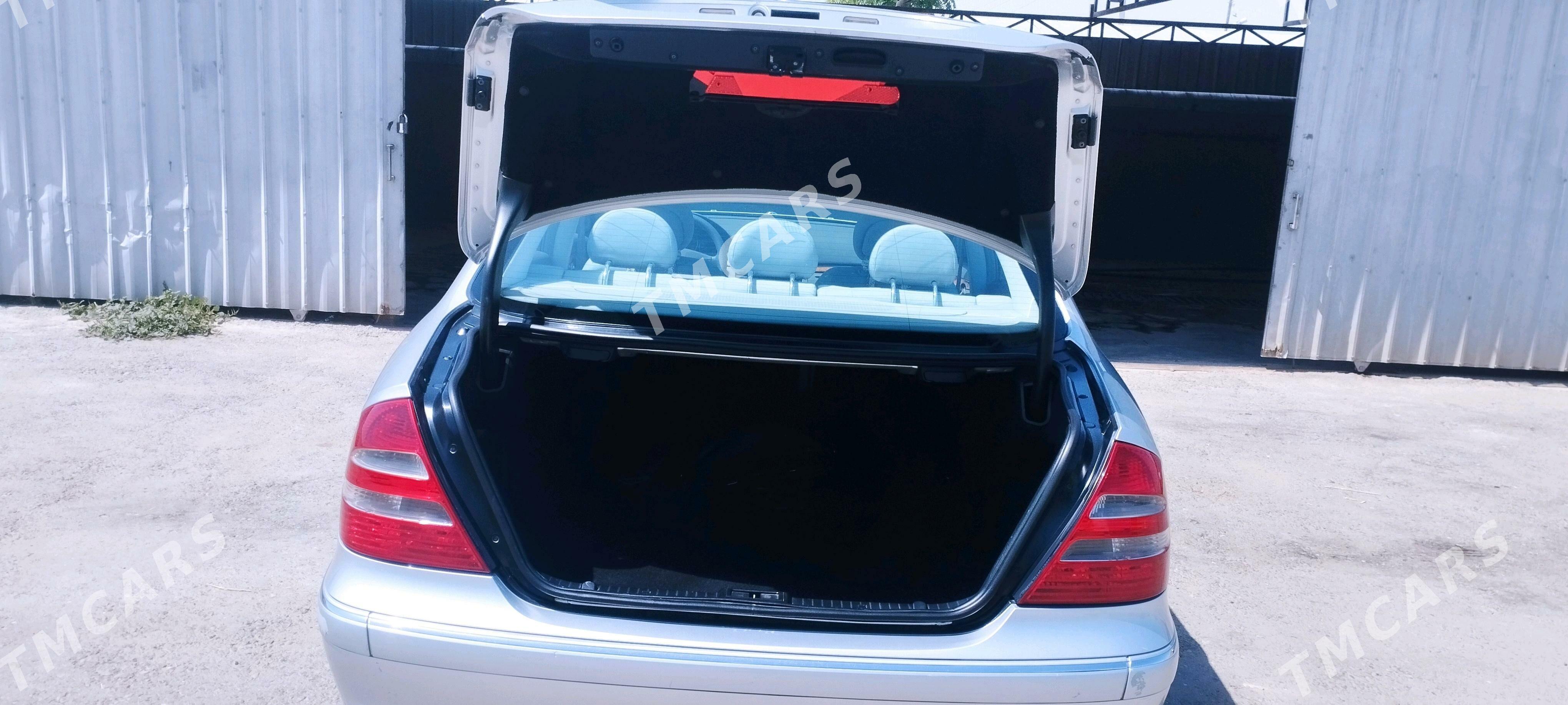 Mercedes-Benz C320 2005 - 130 000 TMT - Мары - img 4