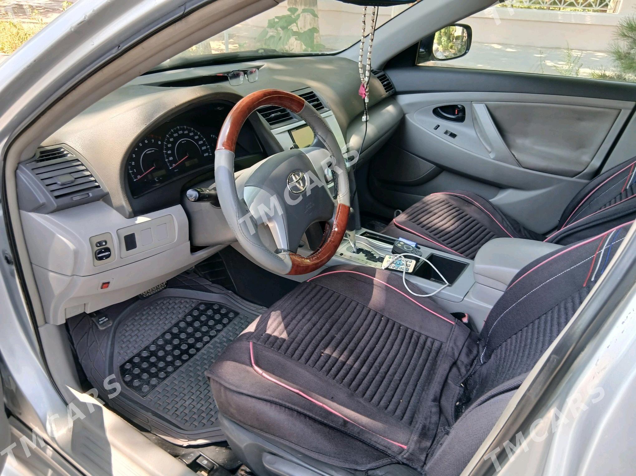 Toyota Camry 2011 - 140 000 TMT - Baýramaly - img 2