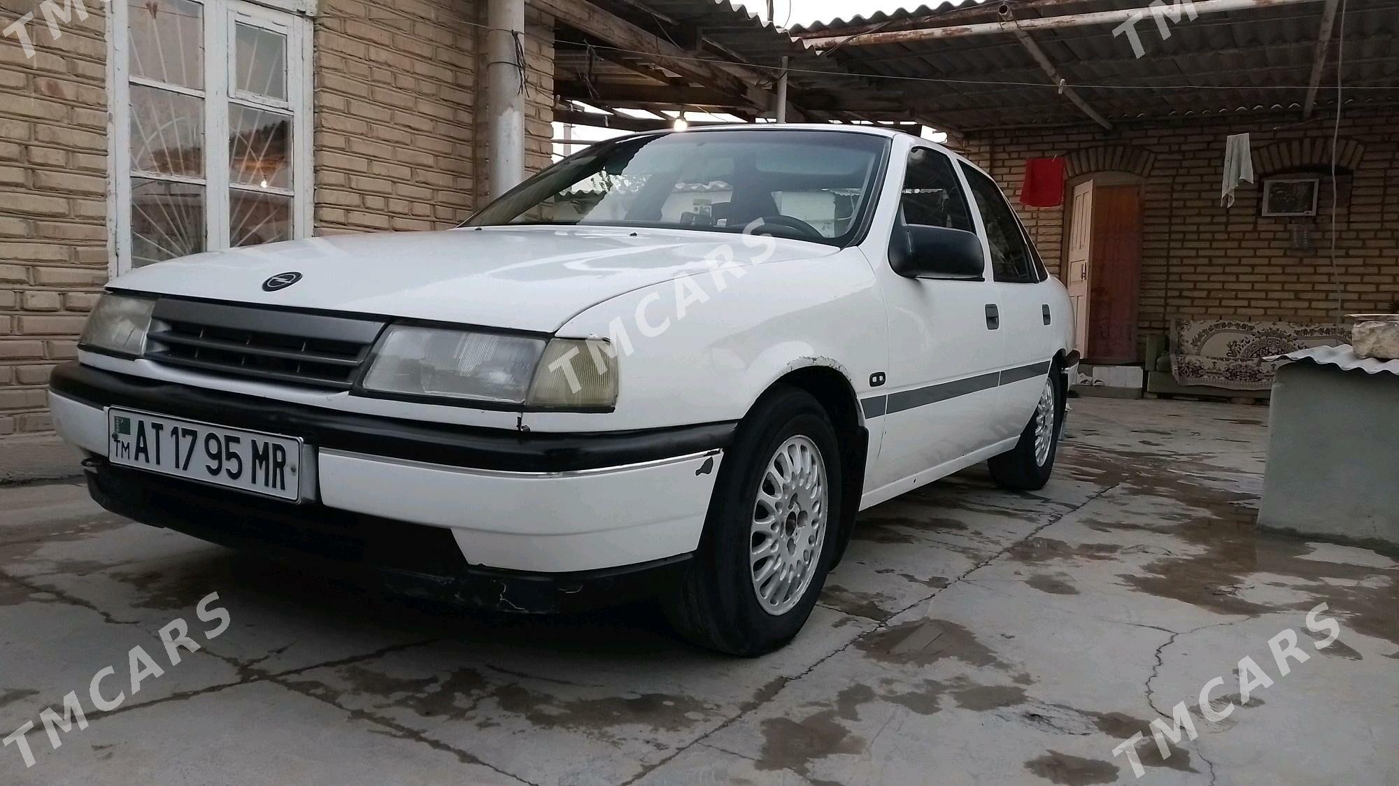 Opel Vectra 1992 - 35 000 TMT - Wekilbazar - img 3