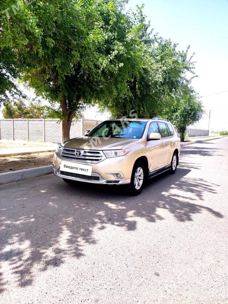 Toyota Highlander 2011 - 279 000 TMT - Sakarçäge - img 4