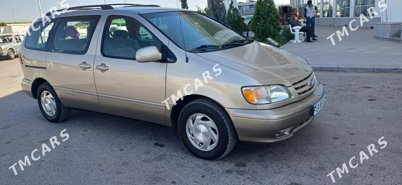 Toyota Sienna 2002 - 165 000 TMT - Daşoguz - img 4