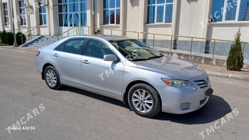 Toyota Camry 2010 - 210 000 TMT - Дашогуз - img 2