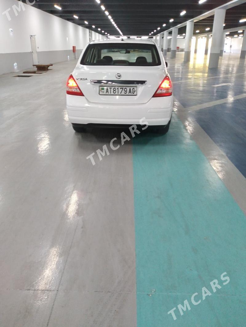 Nissan Versa 2010 - 122 000 TMT - Ашхабад - img 3