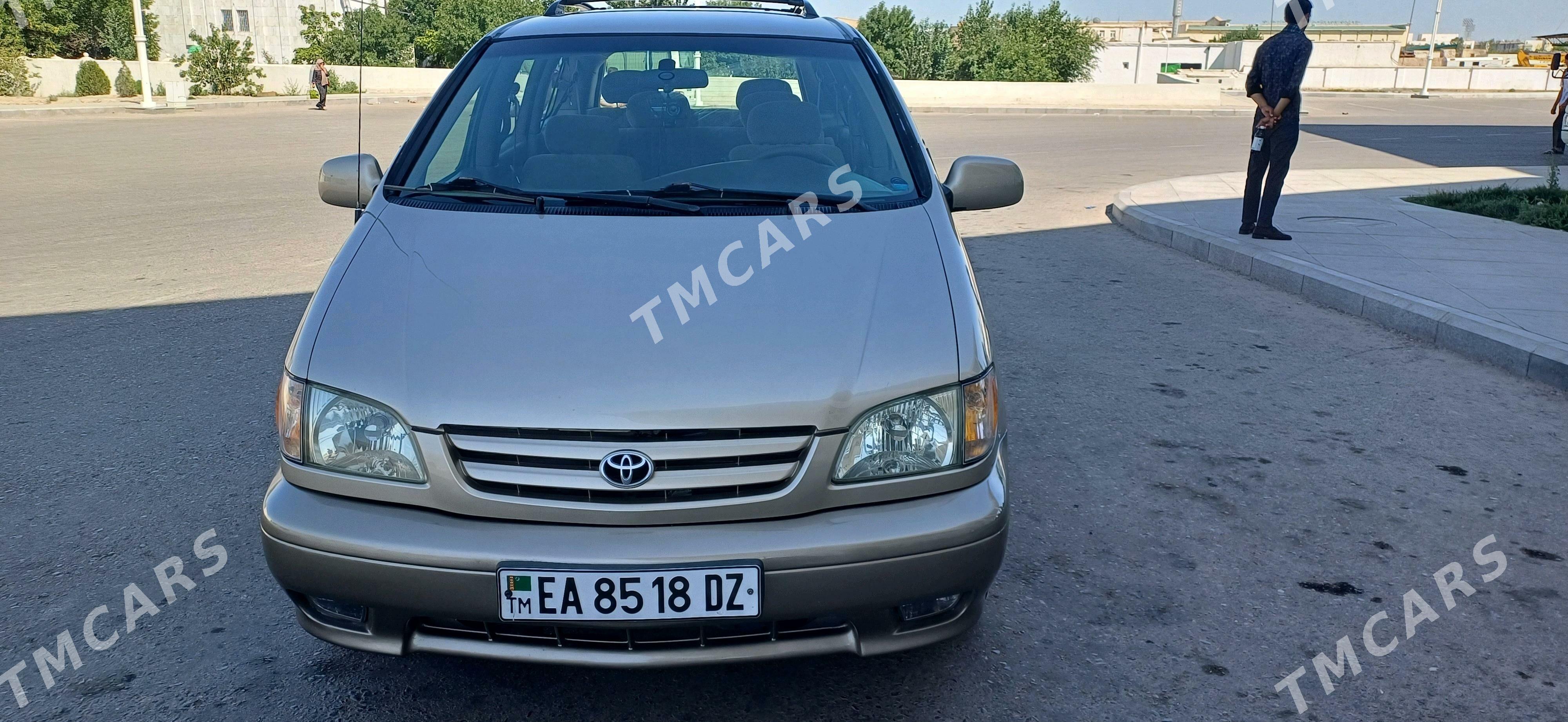 Toyota Sienna 2002 - 165 000 TMT - Daşoguz - img 8