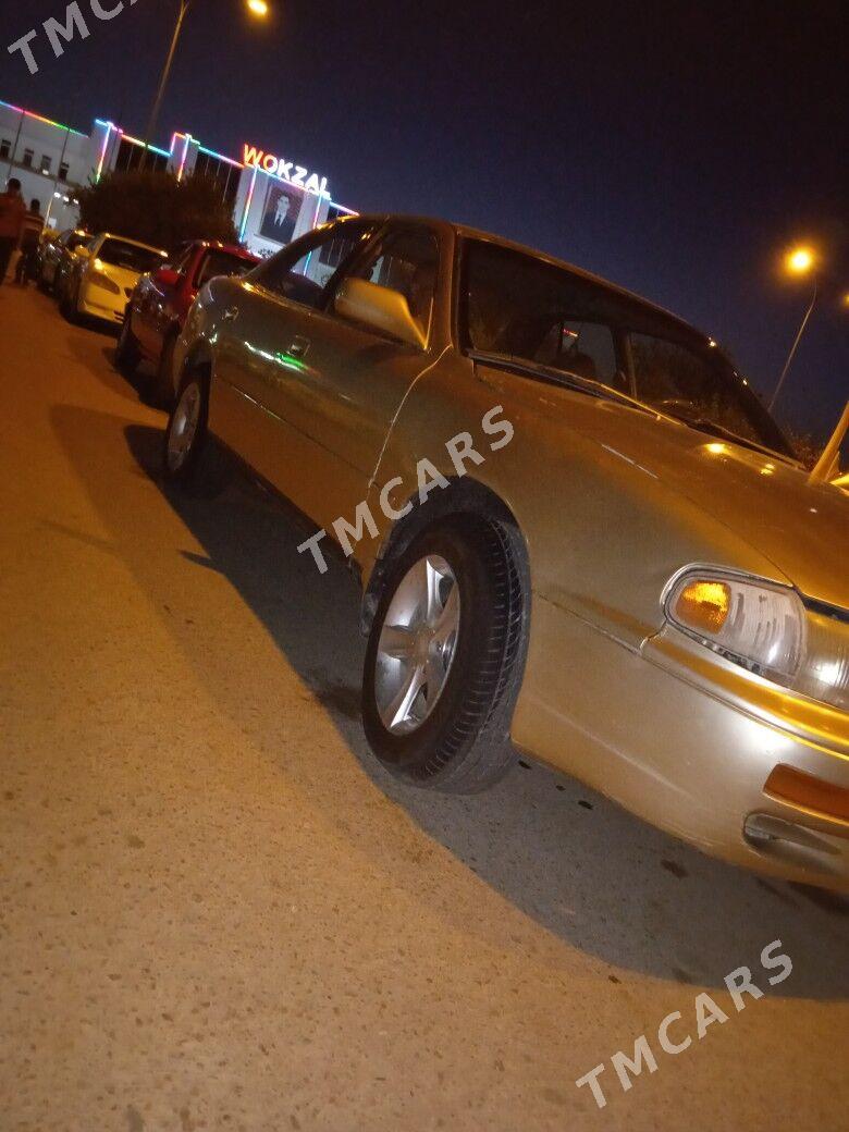 Toyota Camry 1996 - 70 000 TMT - Köneürgenç - img 4
