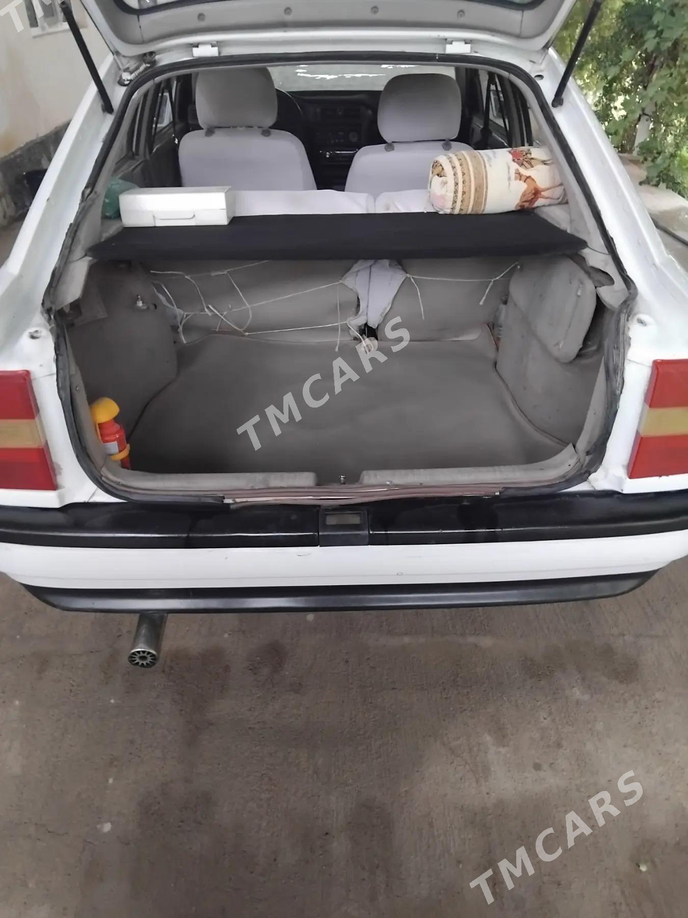 Opel Vectra 1990 - 35 000 TMT - Газаджак - img 2
