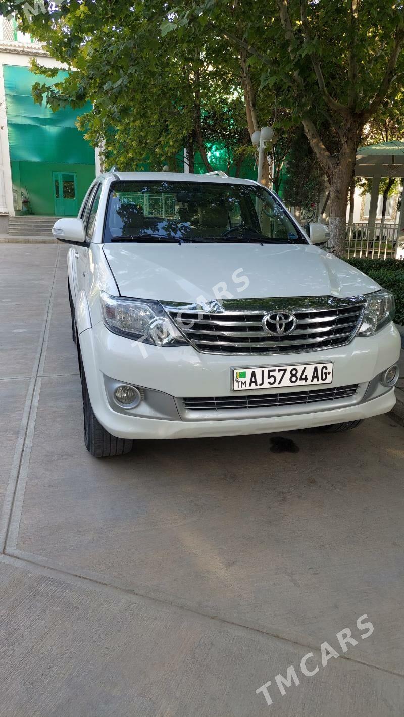 Toyota Fortuner 2014 - 315 000 TMT - Aşgabat - img 5