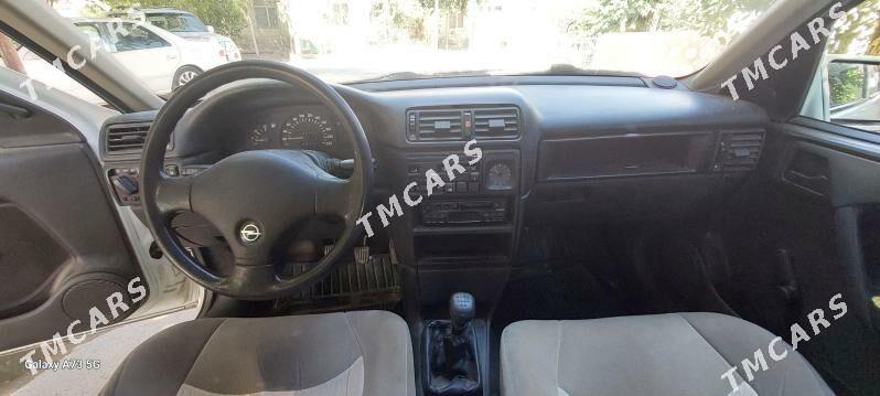 Opel Vectra 1991 - 37 000 TMT - Туркменбаши - img 2