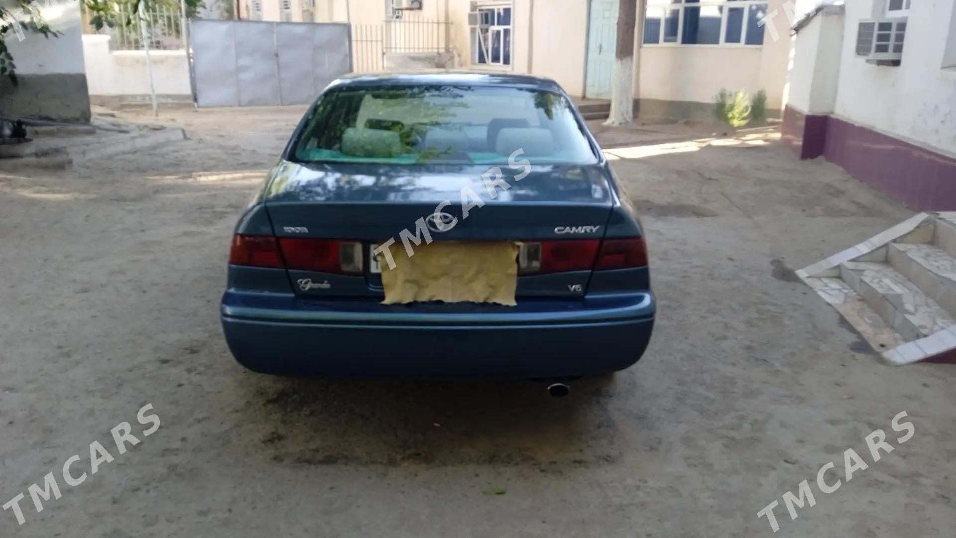 Toyota Camry 2001 - 115 000 TMT - Мары - img 3