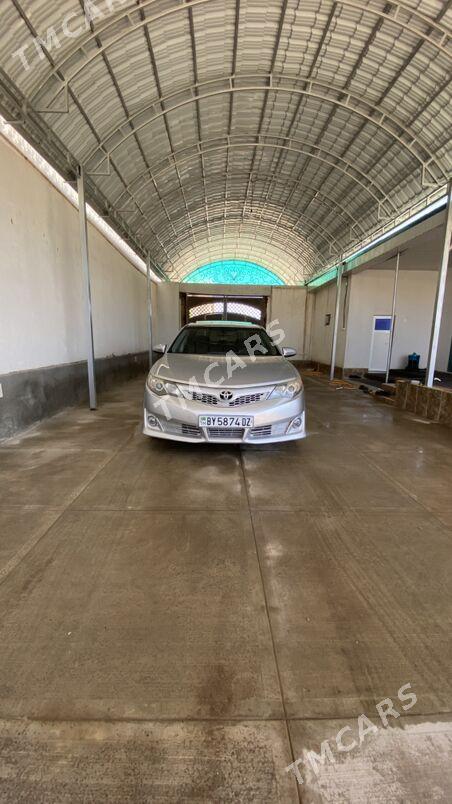 Toyota Camry 2011 - 230 000 TMT - Türkmenbaşy etr. - img 2
