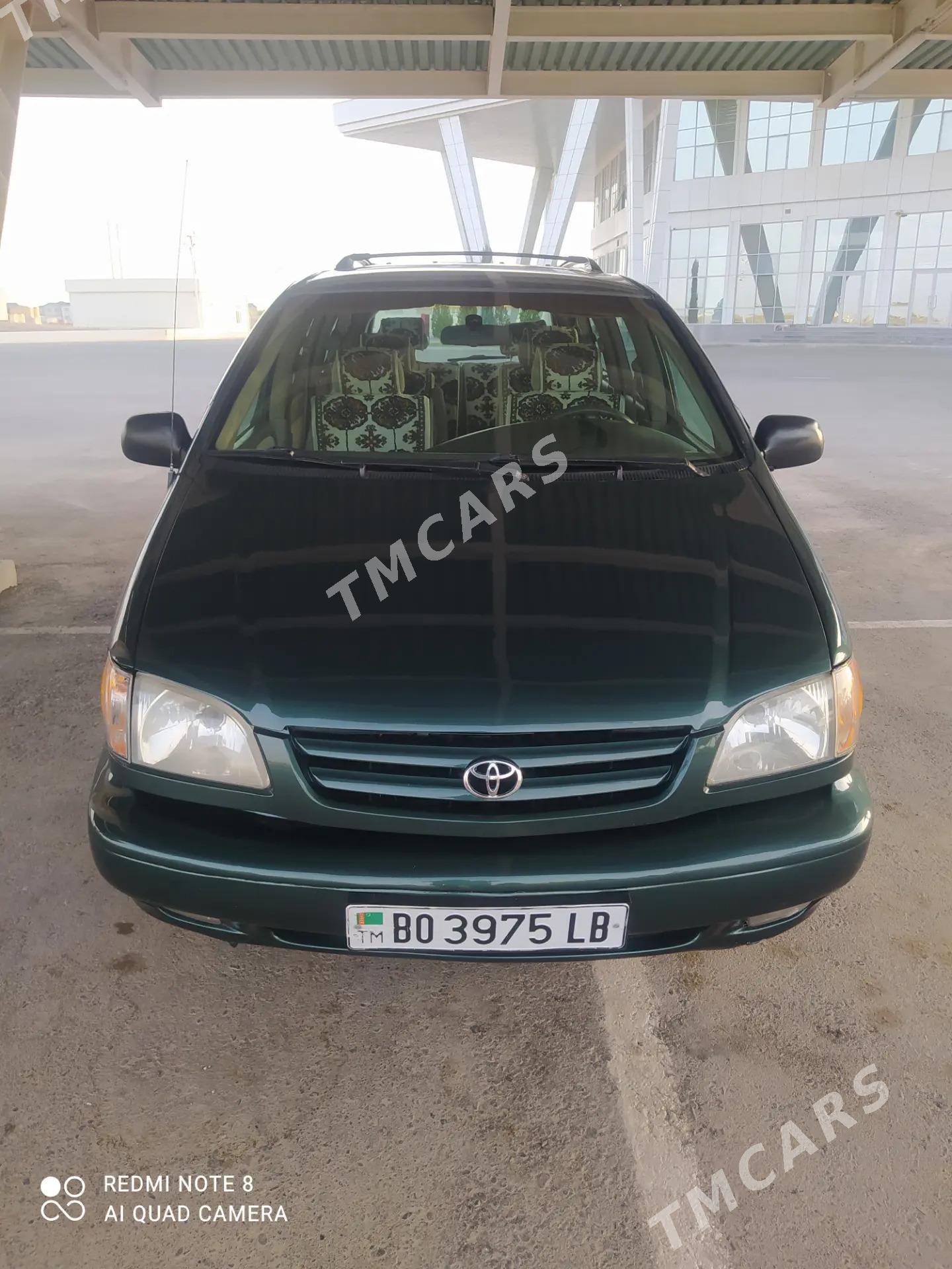 Toyota Sienna 2002 - 155 000 TMT - Туркменабат - img 9