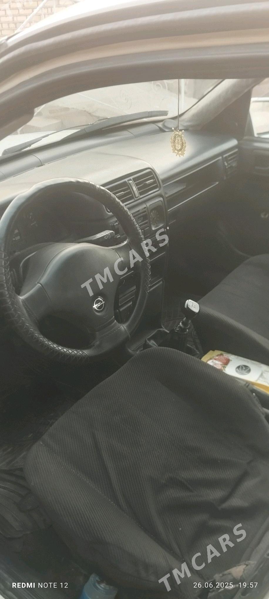 Opel Vectra 1991 - 35 000 TMT - Бабадайхан - img 6