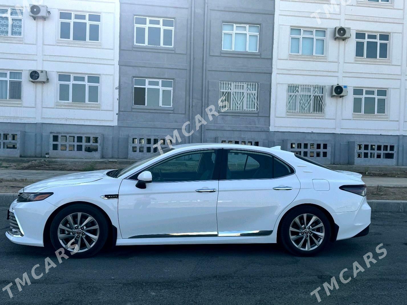 Toyota Camry 2023 - 330 000 TMT - Büzmeýin GRES - img 9