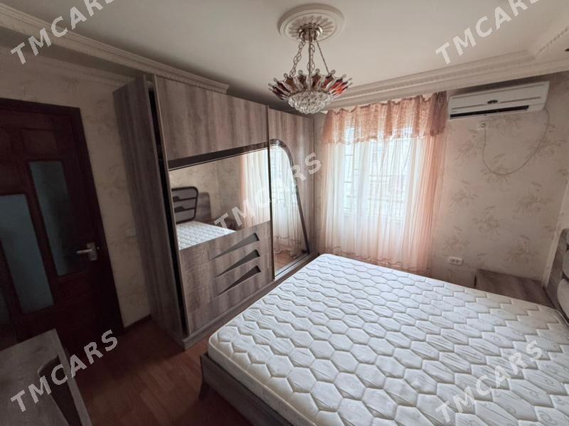 Квартира в центре - Балканабат - img 4