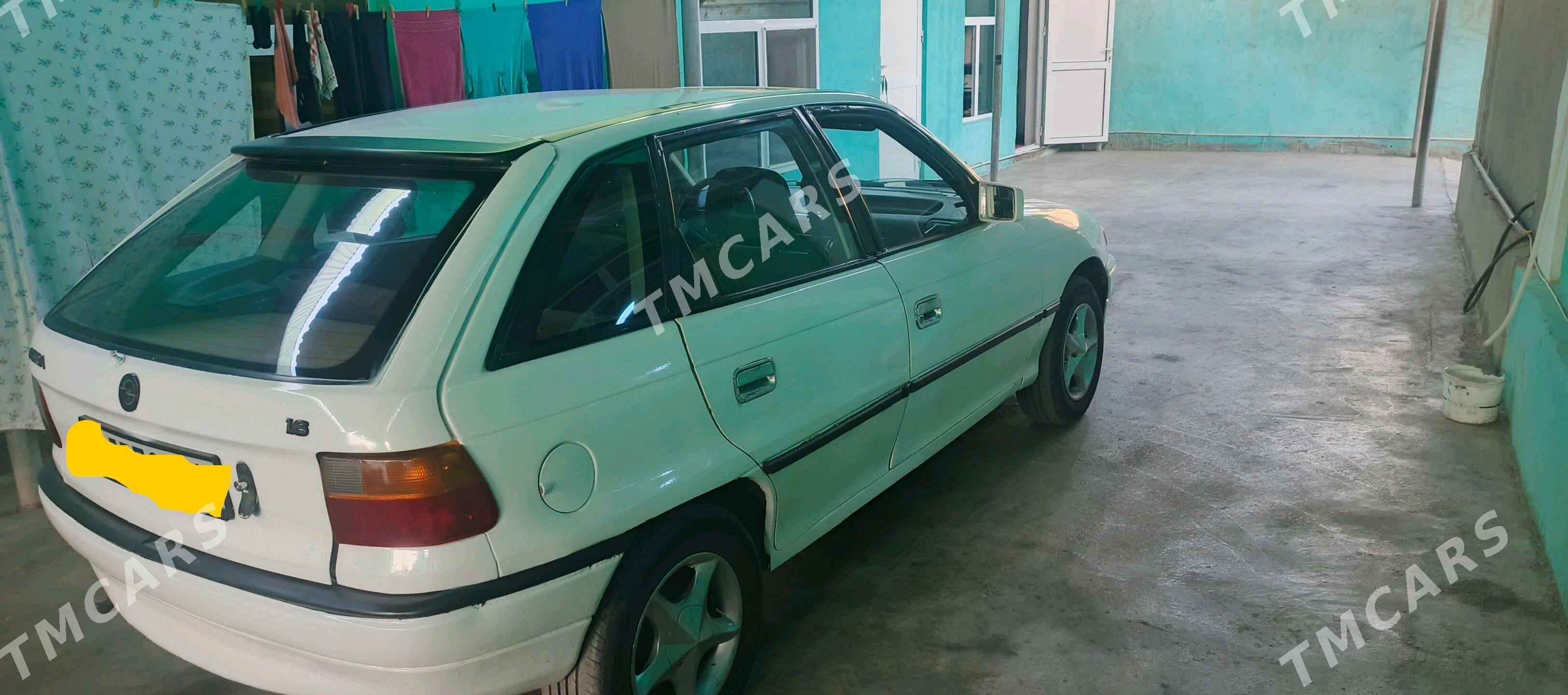 Opel Astra 1993 - 33 000 TMT - Bagyr - img 2