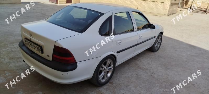 Opel Vectra 1997 - 45 000 TMT - Мары - img 3