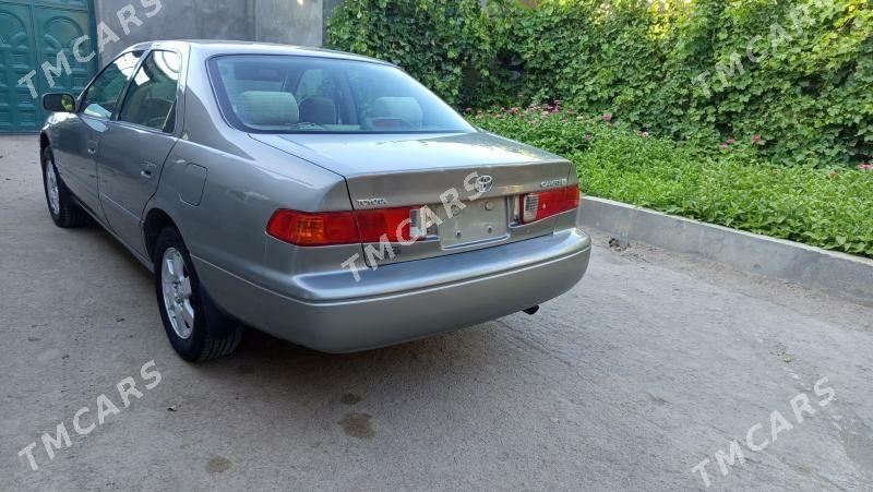 Toyota Camry 2001 - 160 000 TMT - Кёнеургенч - img 3