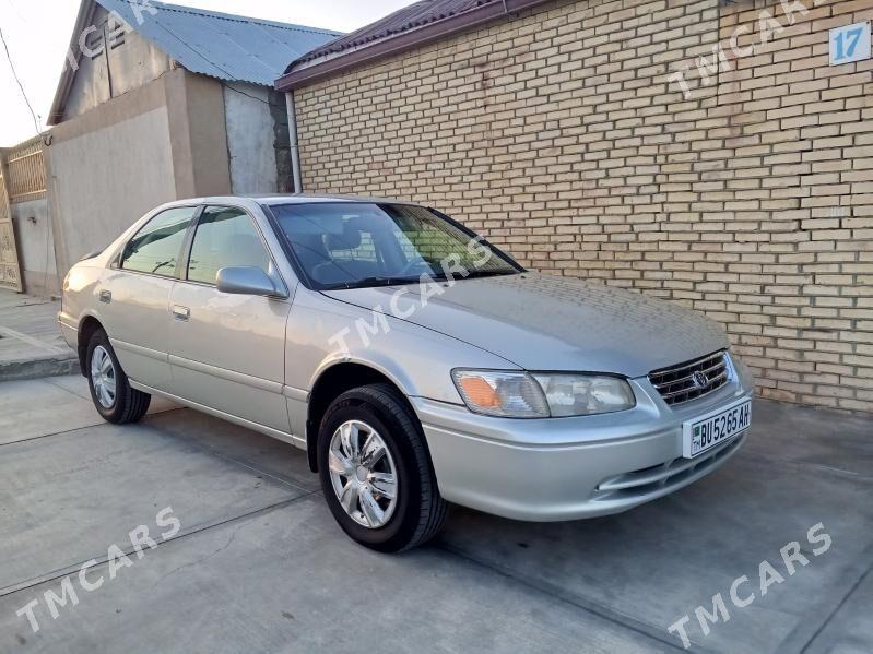 Toyota Camry 2000 - 108 000 TMT - Büzmeýin - img 5