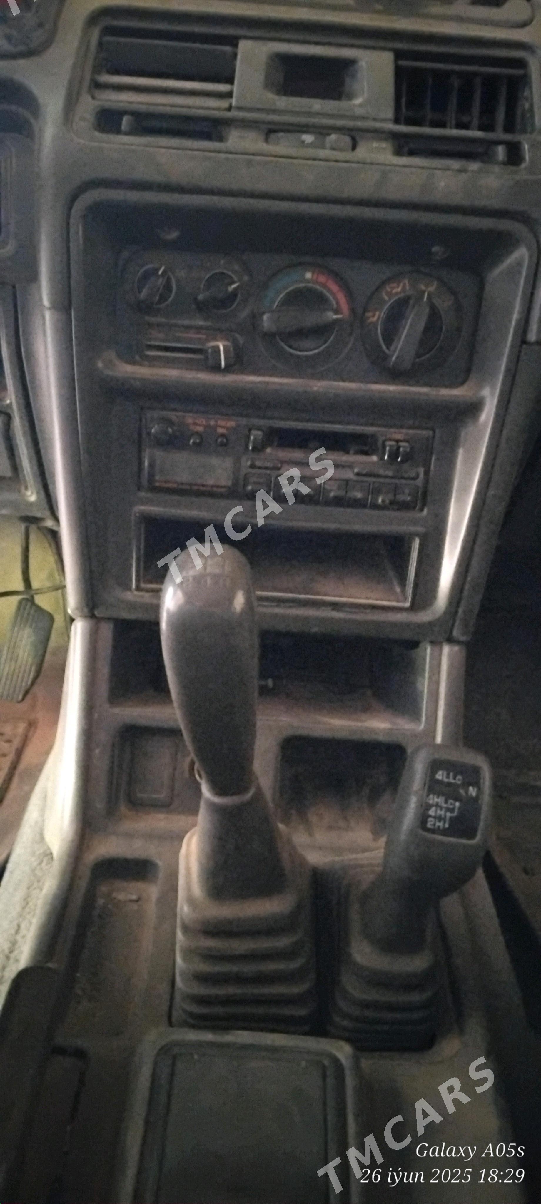 Mitsubishi Pajero 1996 - 60 000 TMT - Мургап - img 5