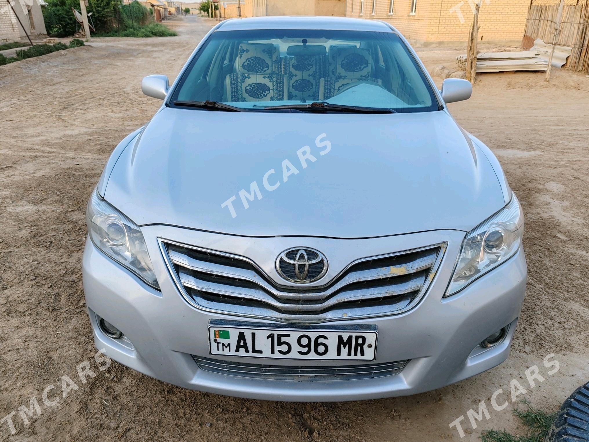 Toyota Camry 2010 - 180 000 TMT - Ýolöten - img 4