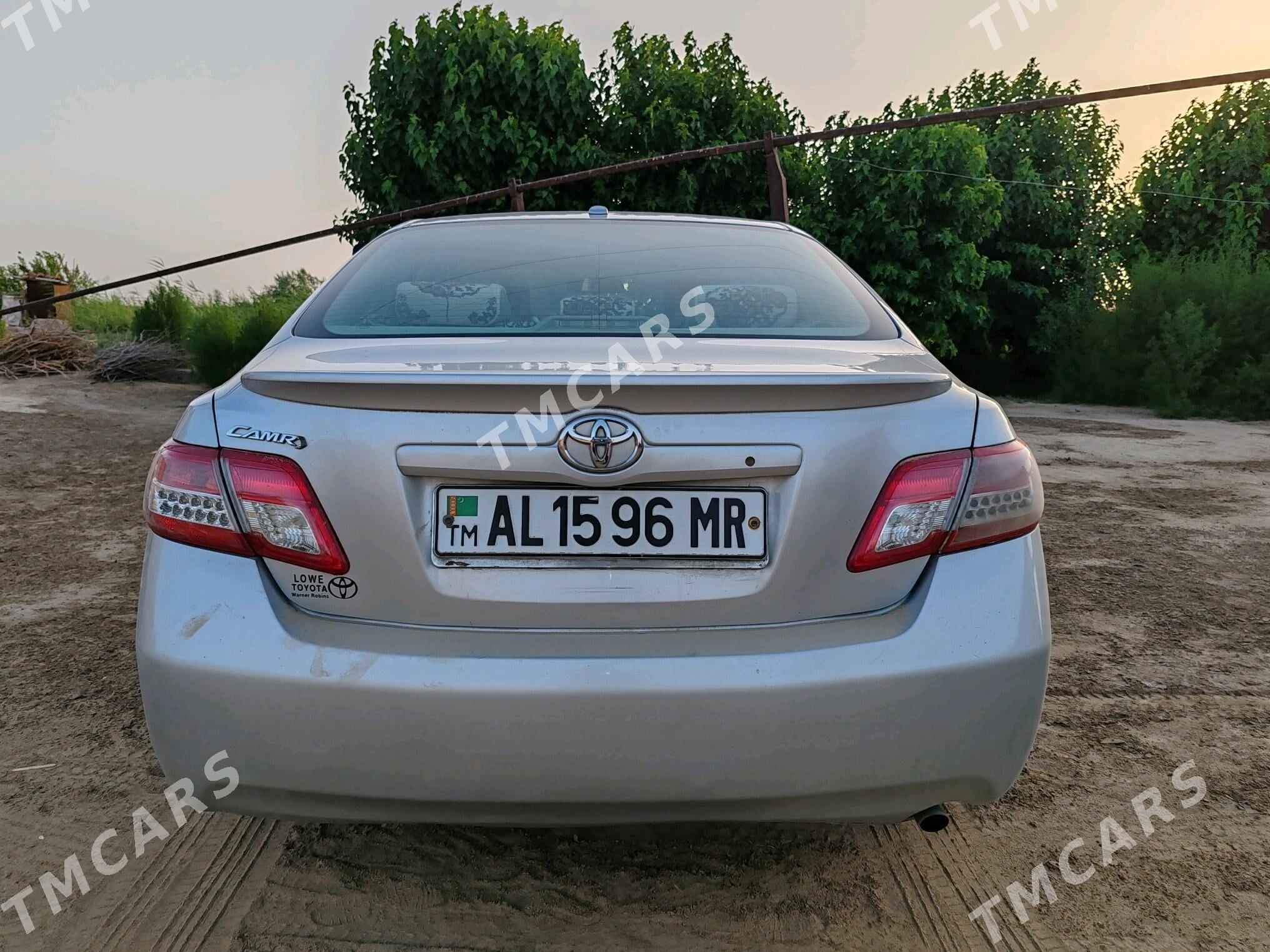 Toyota Camry 2010 - 180 000 TMT - Ýolöten - img 3