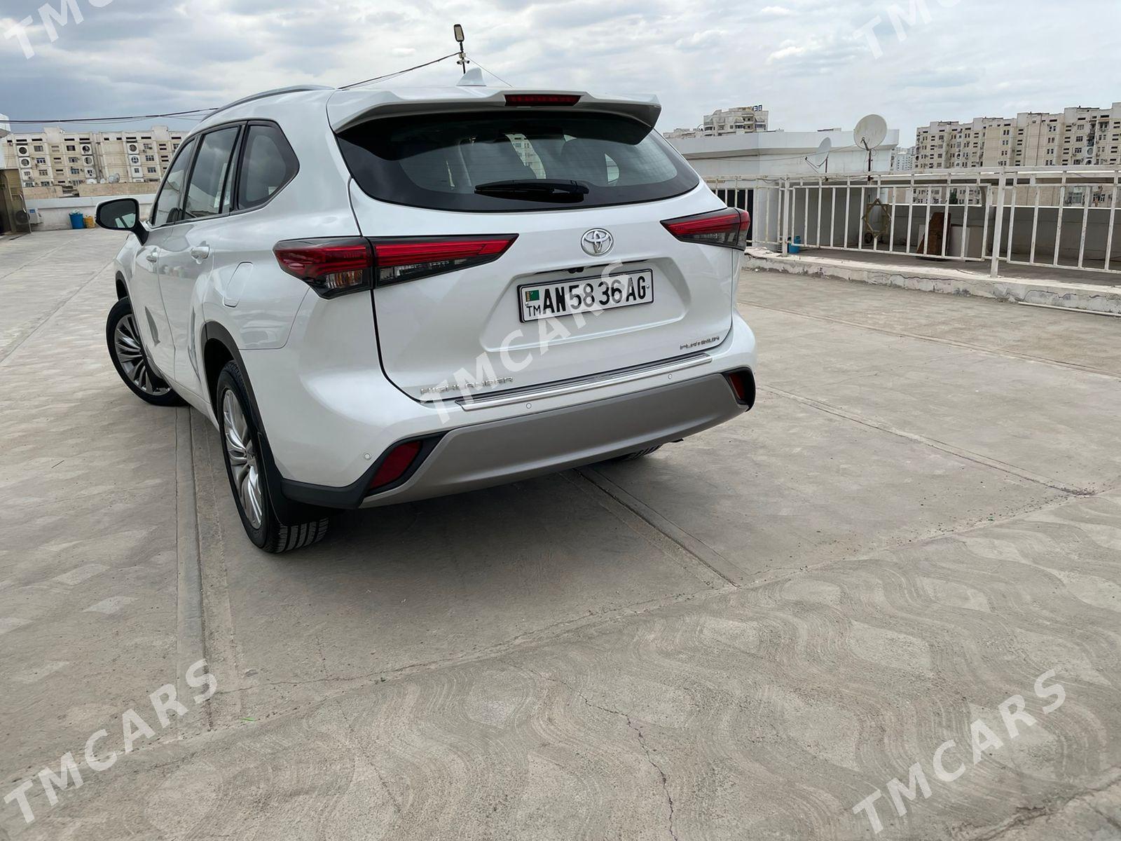 Toyota Highlander 2022 - 711 500 TMT - Ашхабад - img 5