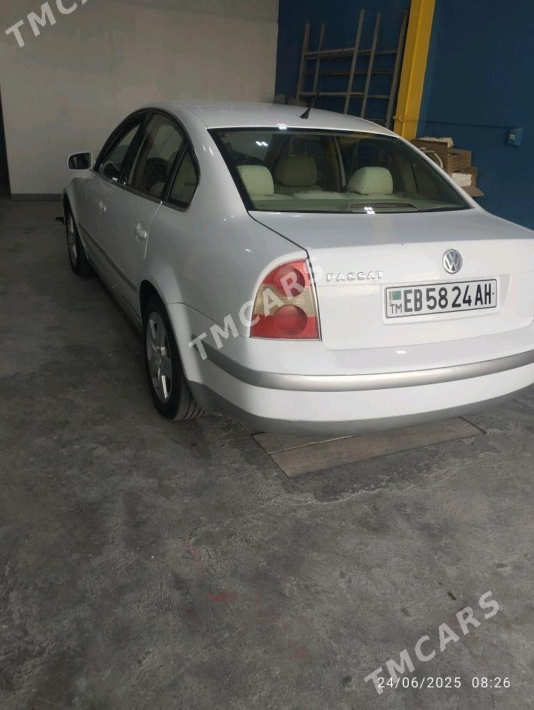 Volkswagen Passat 2004 - 50 000 TMT - Анев - img 2