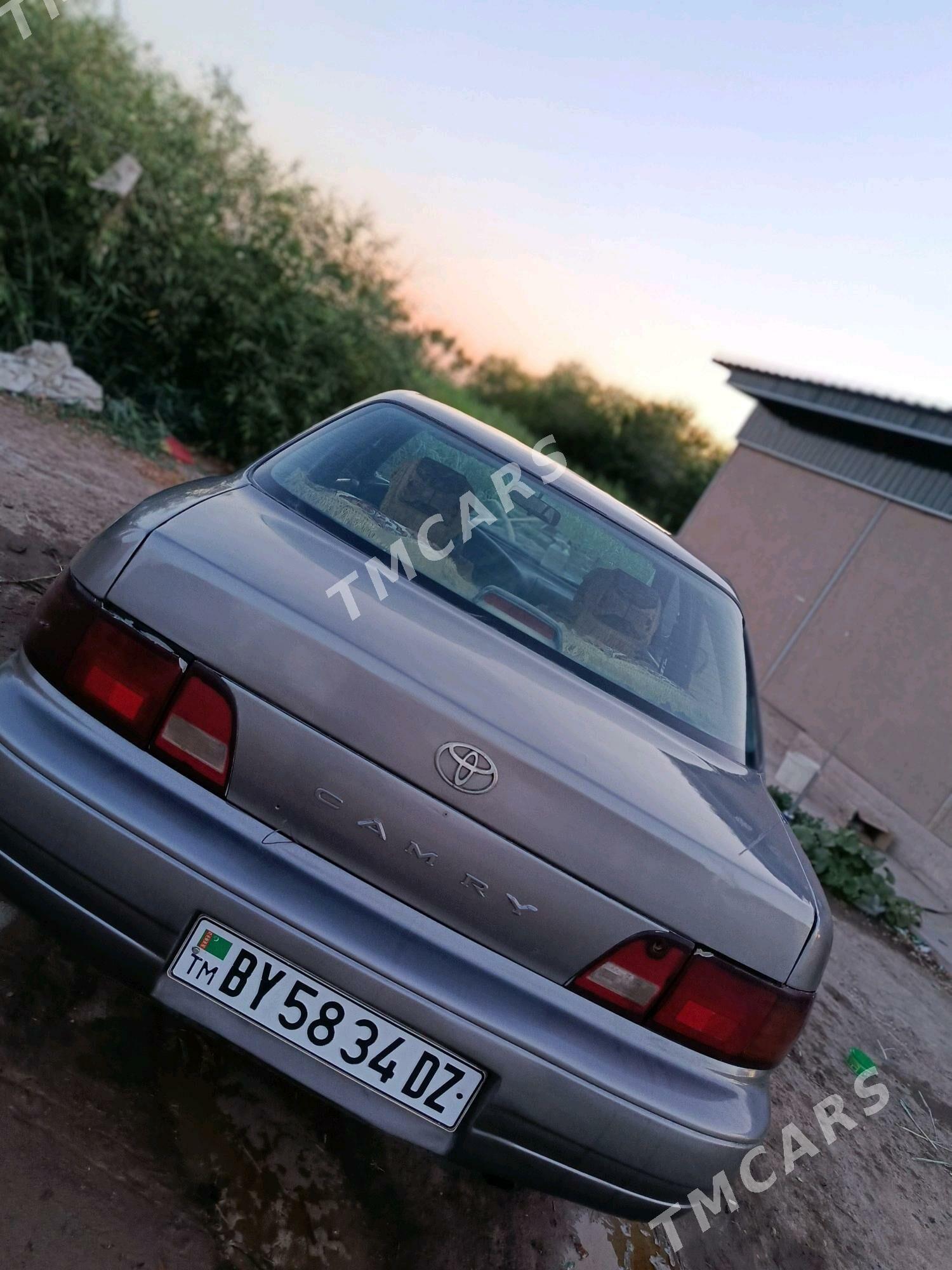 Toyota Camry 1995 - 80 000 TMT - Türkmenbaşy etr. - img 4