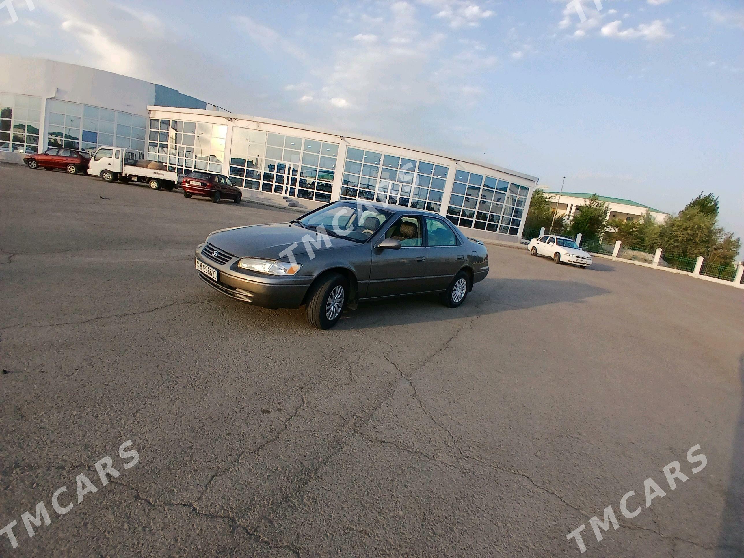 Toyota Camry 1999 - 120 000 TMT - Şabat etr. - img 4