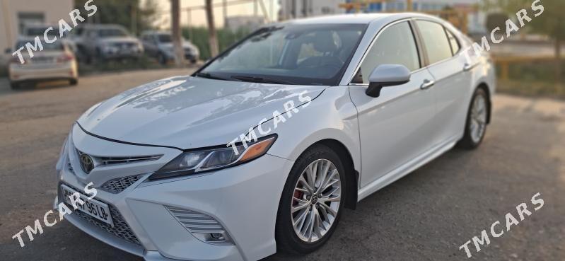 Toyota Camry 2020 - 320 000 TMT - Çärjew - img 5