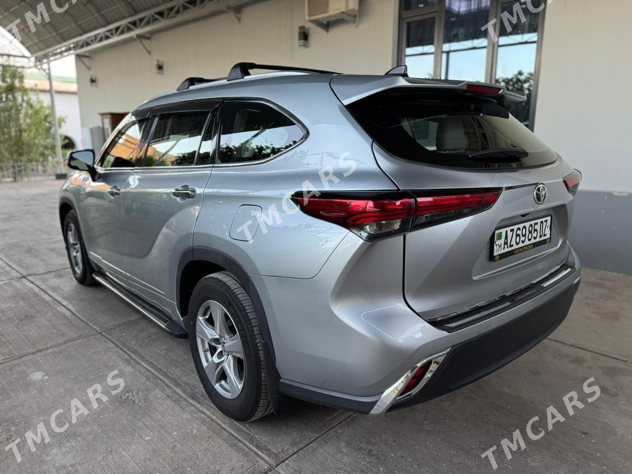 Toyota Highlander 2022 - 460 000 TMT - Дашогуз - img 4