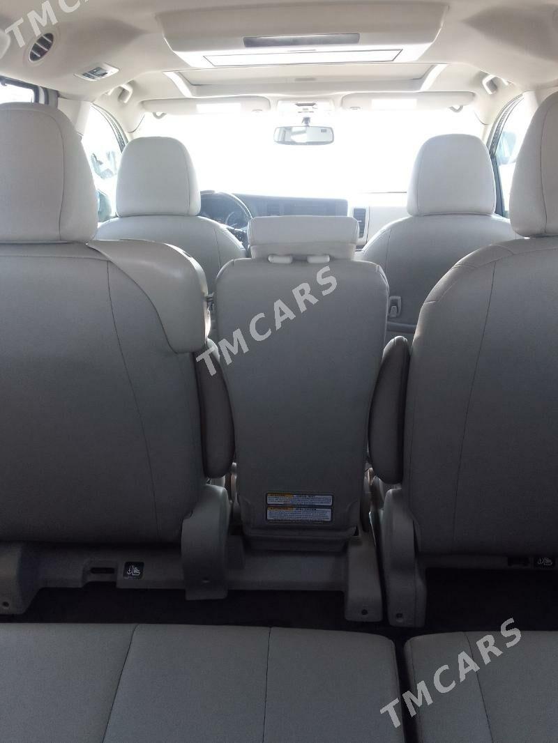 Toyota Sienna 2017 - 500 000 TMT - Мир 6 - img 2