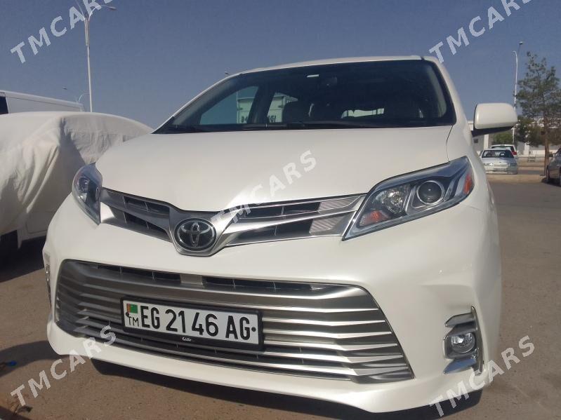 Toyota Sienna 2017 - 500 000 TMT - Мир 6 - img 4