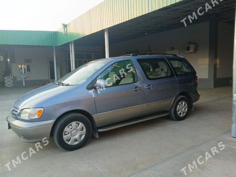 Toyota Sienna 2002 - 160 000 TMT - Halaç - img 6