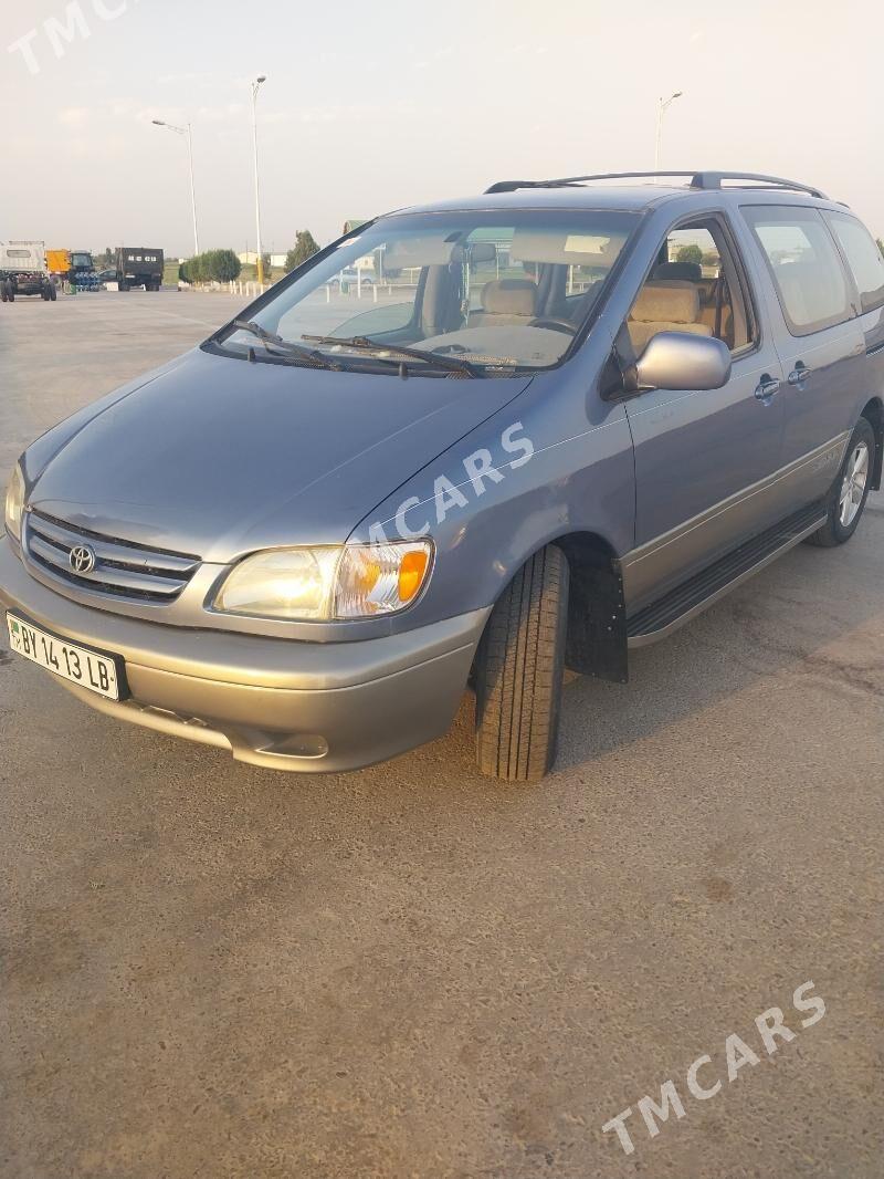 Toyota Sienna 2002 - 160 000 TMT - Halaç - img 8