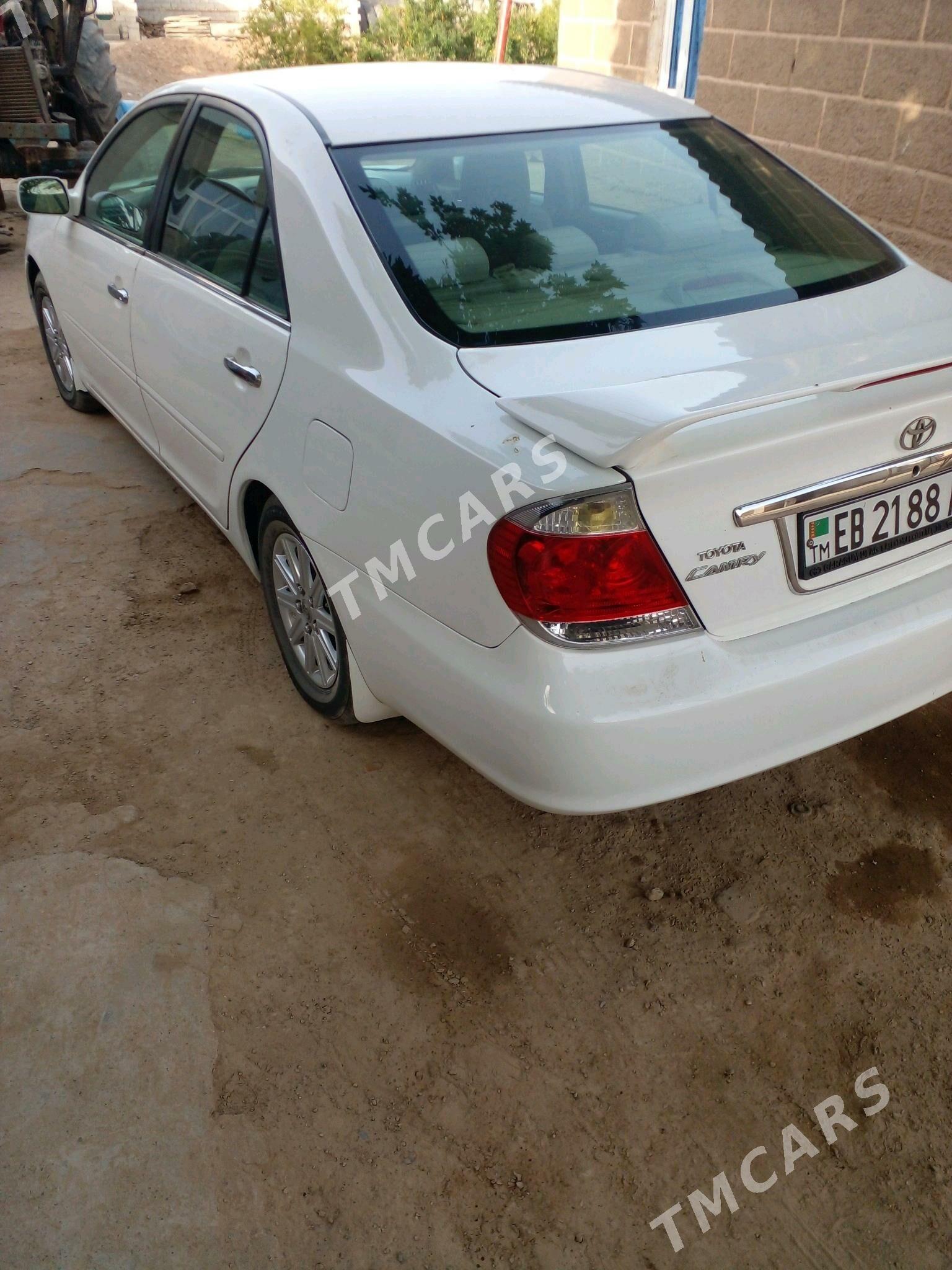 Toyota Camry 2005 - 170 000 TMT - Babadaýhan - img 2