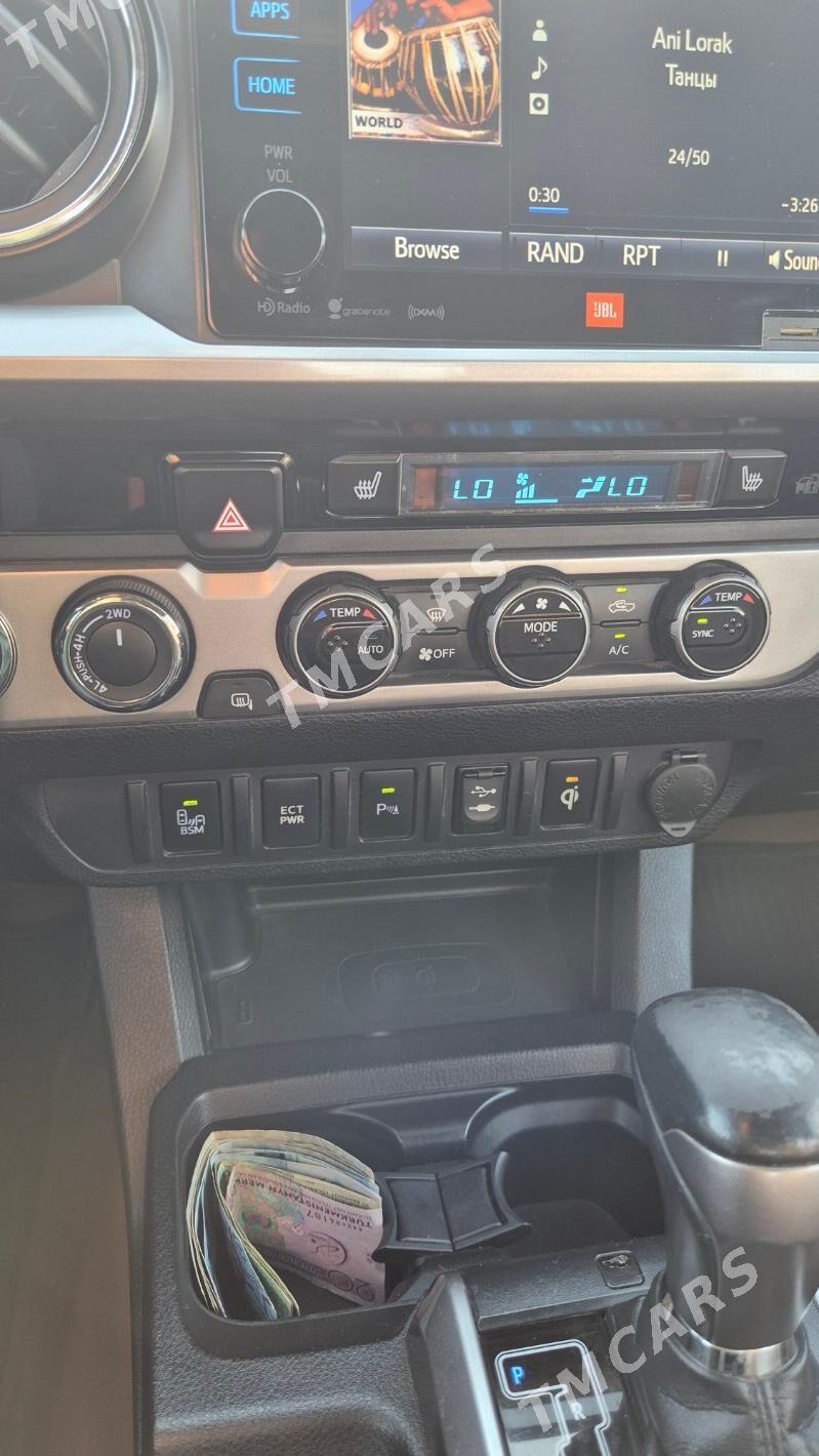 Toyota Tacoma 2017 - 375 000 TMT - Туркменабат - img 8