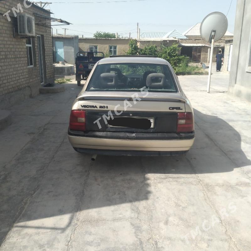 Opel Vectra 1991 - 29 000 TMT - Бахарден - img 3
