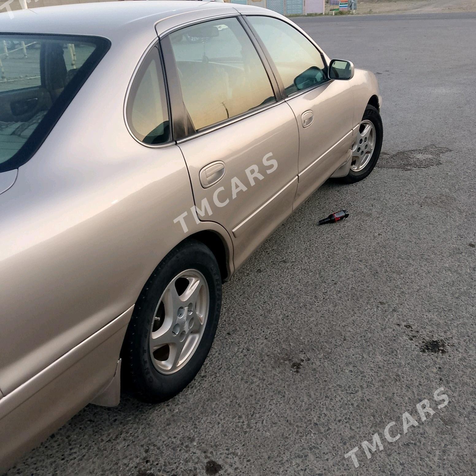 Toyota Avalon 1997 - 120 000 TMT - Байрамали - img 4