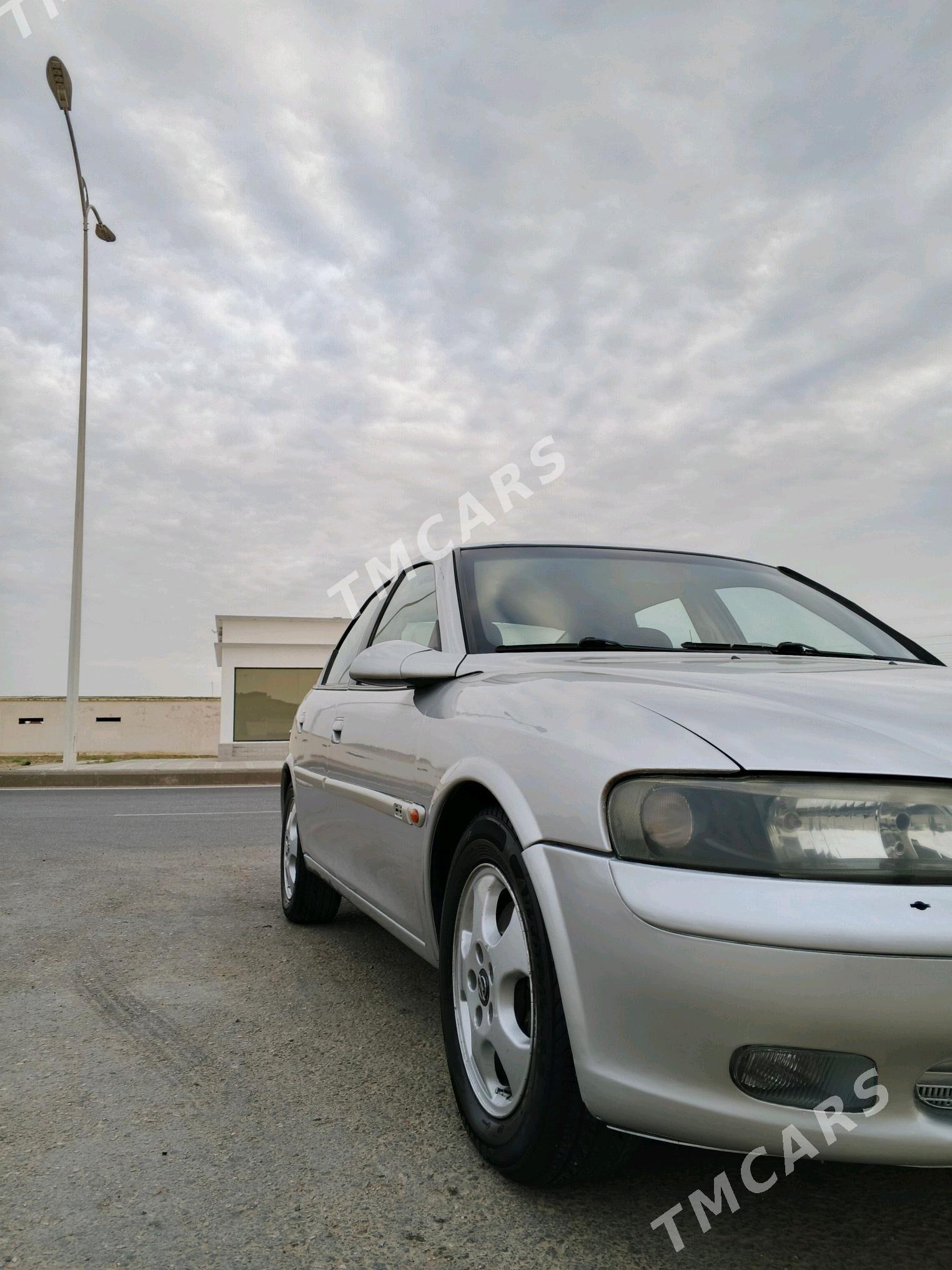 Opel Vectra 1998 - 55 000 TMT - Джебел - img 4