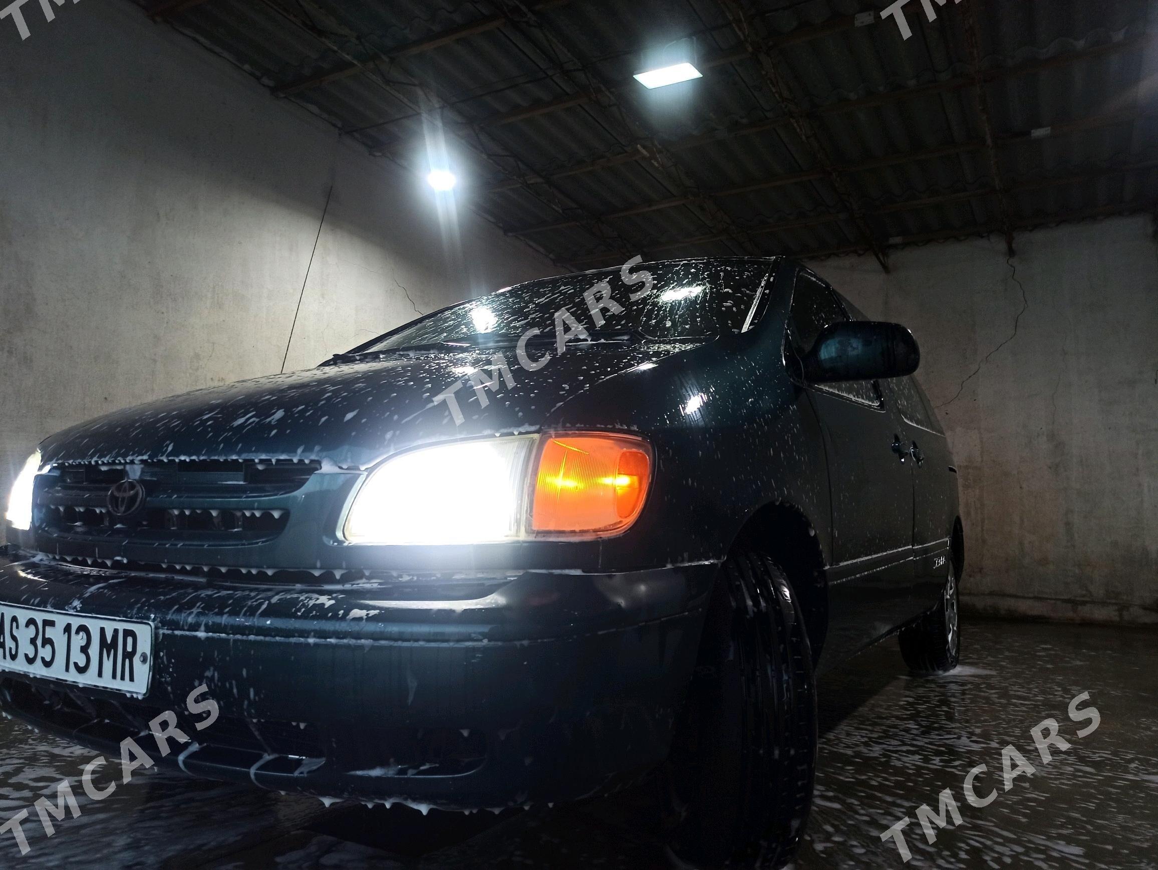 Toyota Sienna 1998 - 110 000 TMT - Мары - img 4