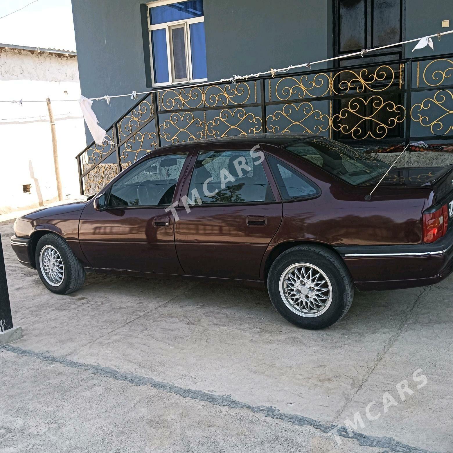 Opel Vectra 1993 - 35 000 TMT - Койтендаг - img 3
