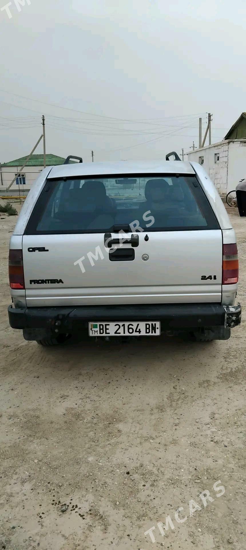 Opel Frontera 1992 - 45 000 TMT - Этрек - img 4