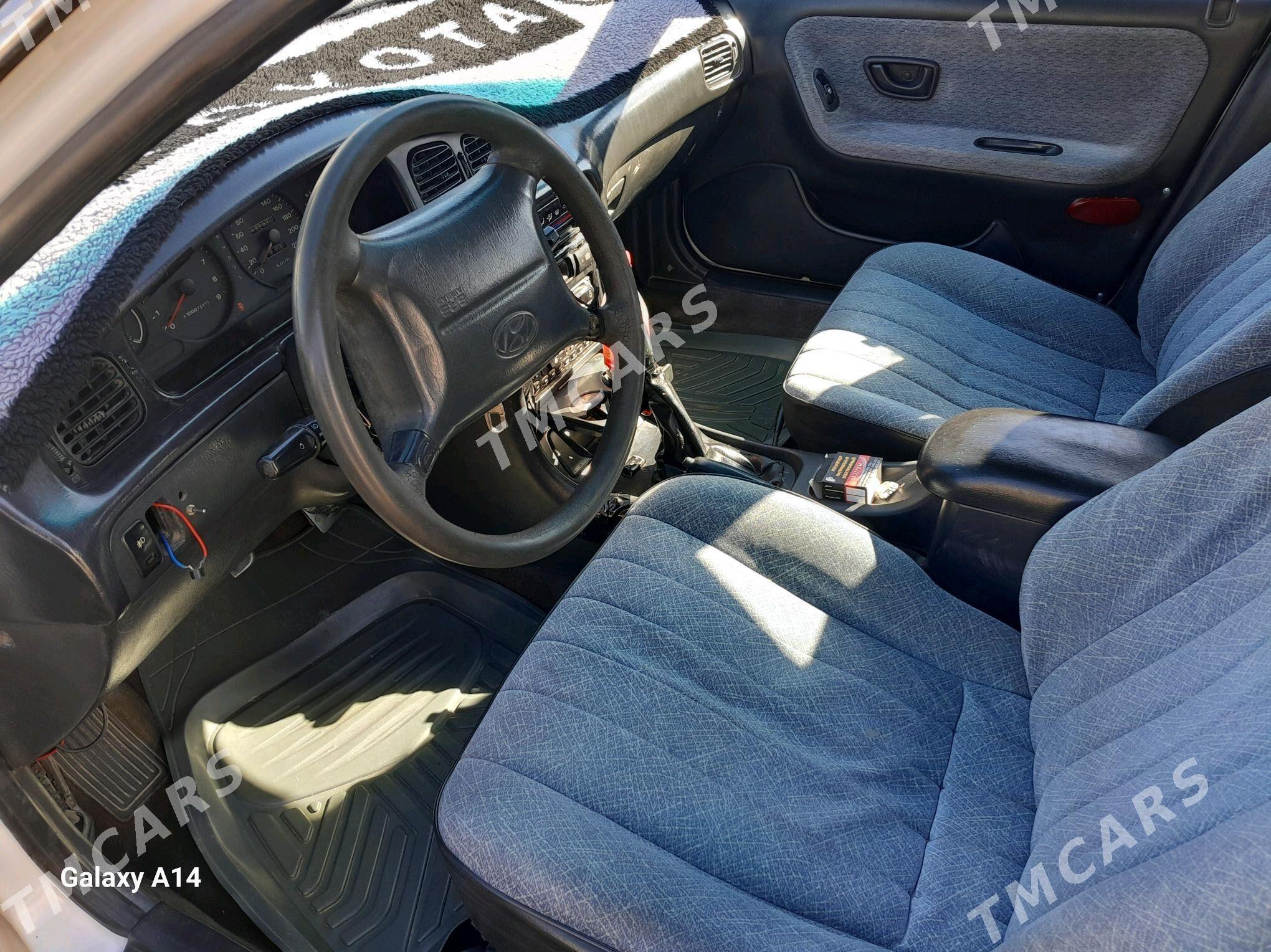 Hyundai Elantra Coupe 1995 - 40 000 TMT - Туркменбаши - img 6