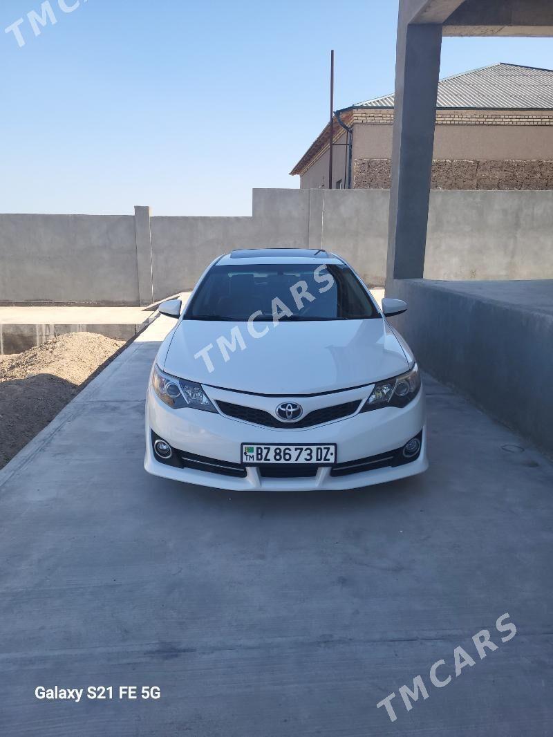 Toyota Camry 2013 - 240 000 TMT - Дашогуз - img 2